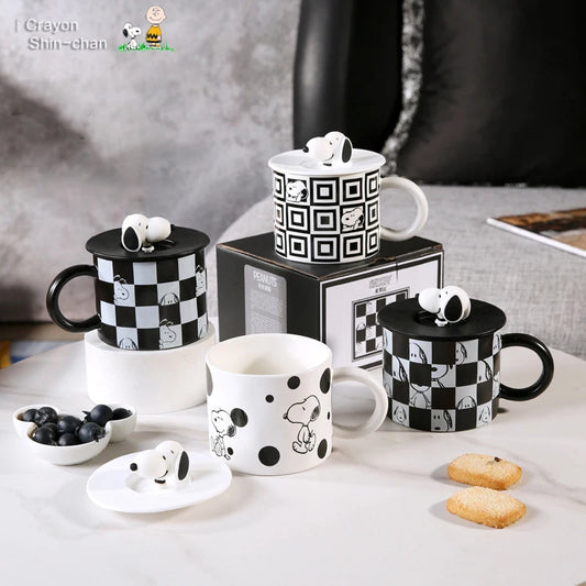 350Ml Black and White Mug With Lid Snoopy Cup