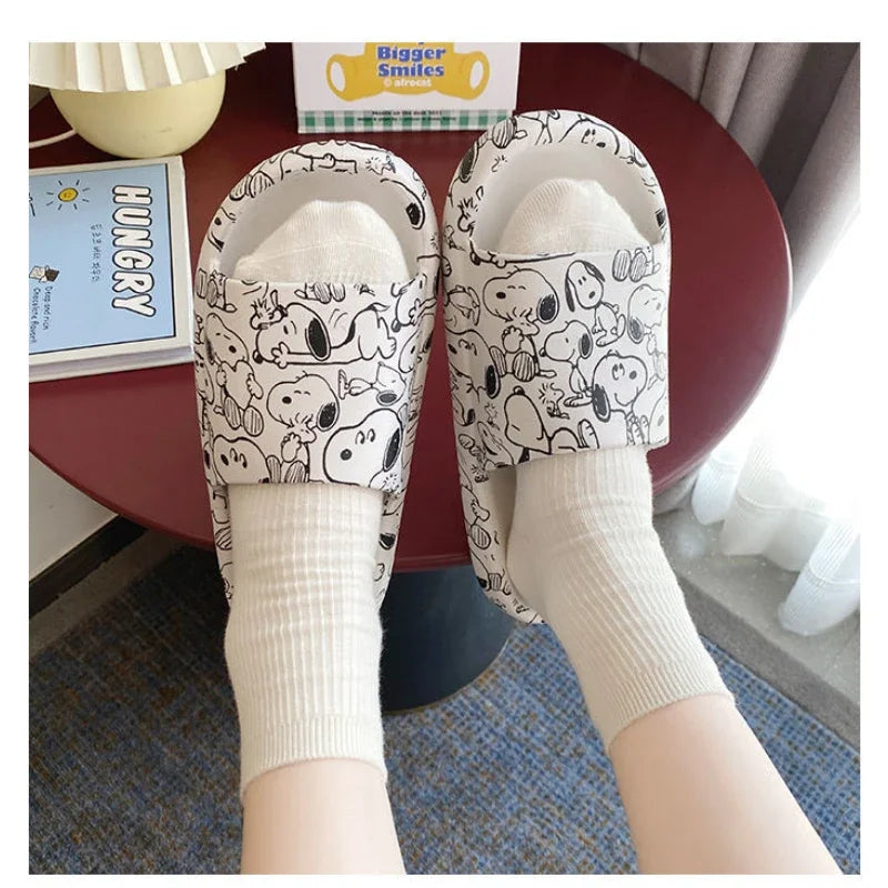 Women Platform Slippers Non Slip Indoor Snoopy Slippers