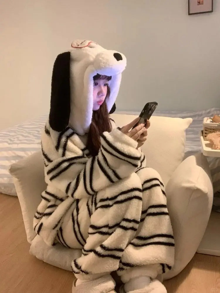 2025 New Snoopy Pajamas Halloween Flannel Fashion Kids Adult Hooded Pajamas Kawaii Woolen Anime Cartoon Casual Home Pants Autumn