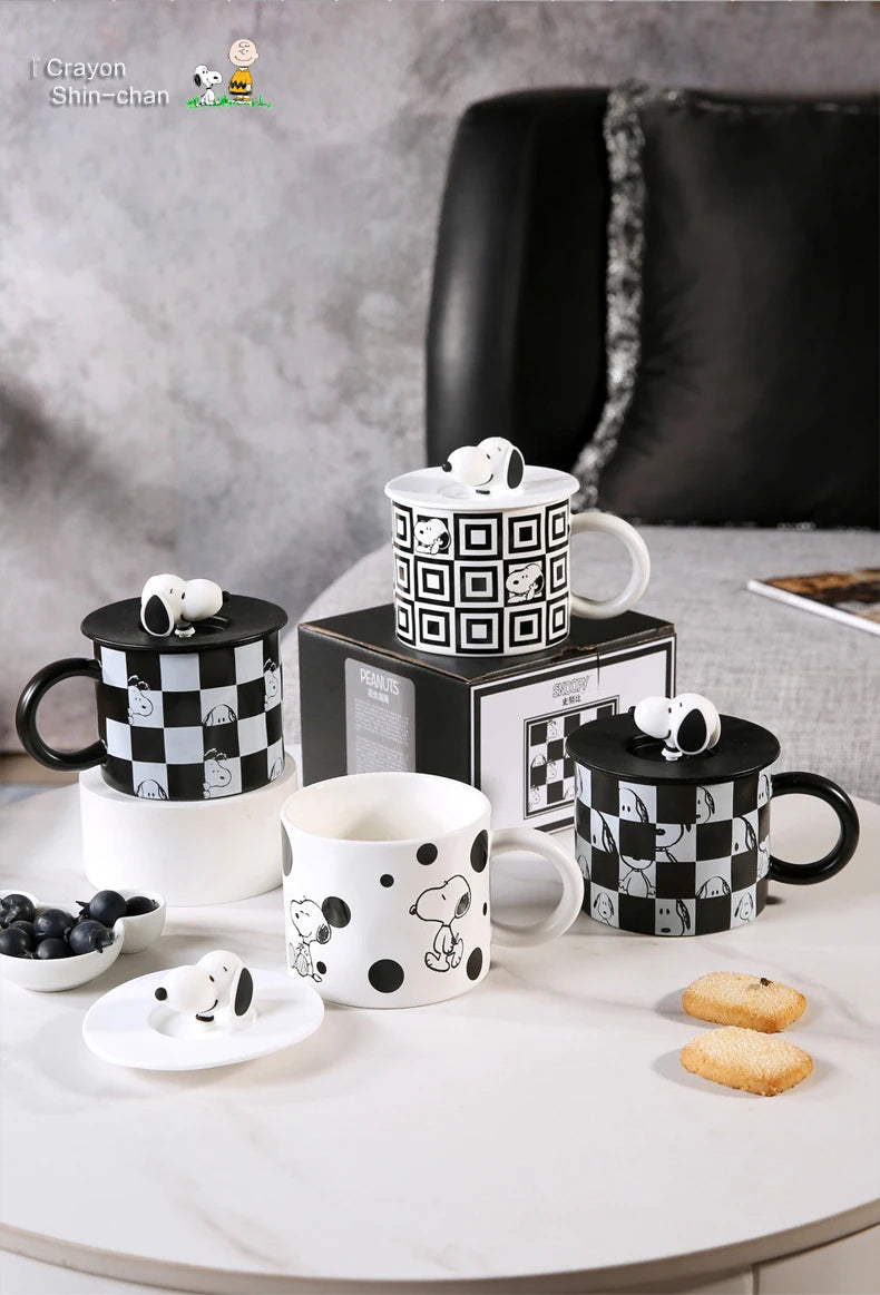 350Ml Black and White Mug With Lid Snoopy Cup