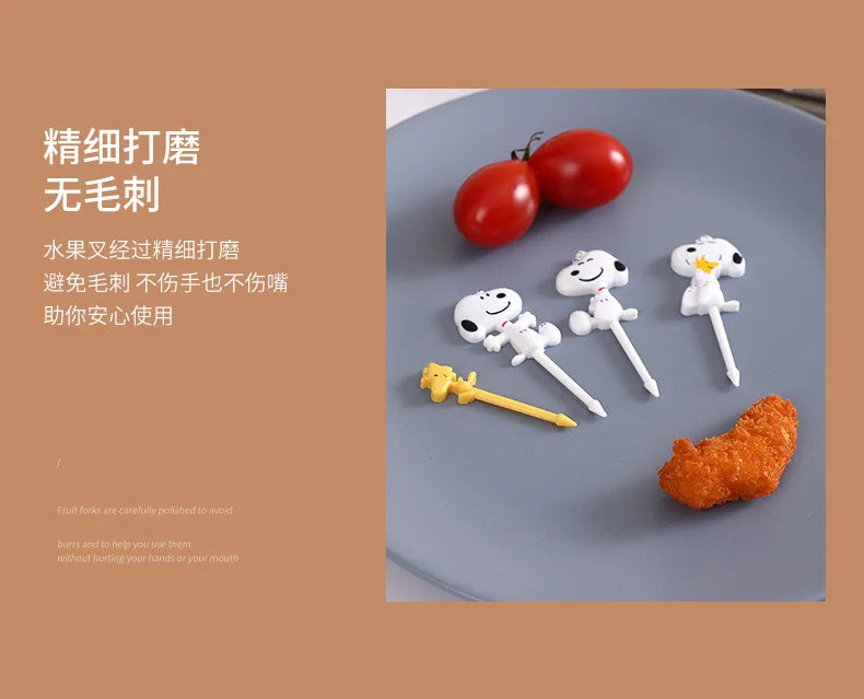 8pcs Snoopys Fruit Fork Mini Cartoon Woodstock Children Snack Dessert Food Pick Toothpick Creative Picnic Bento Party Decor Gift