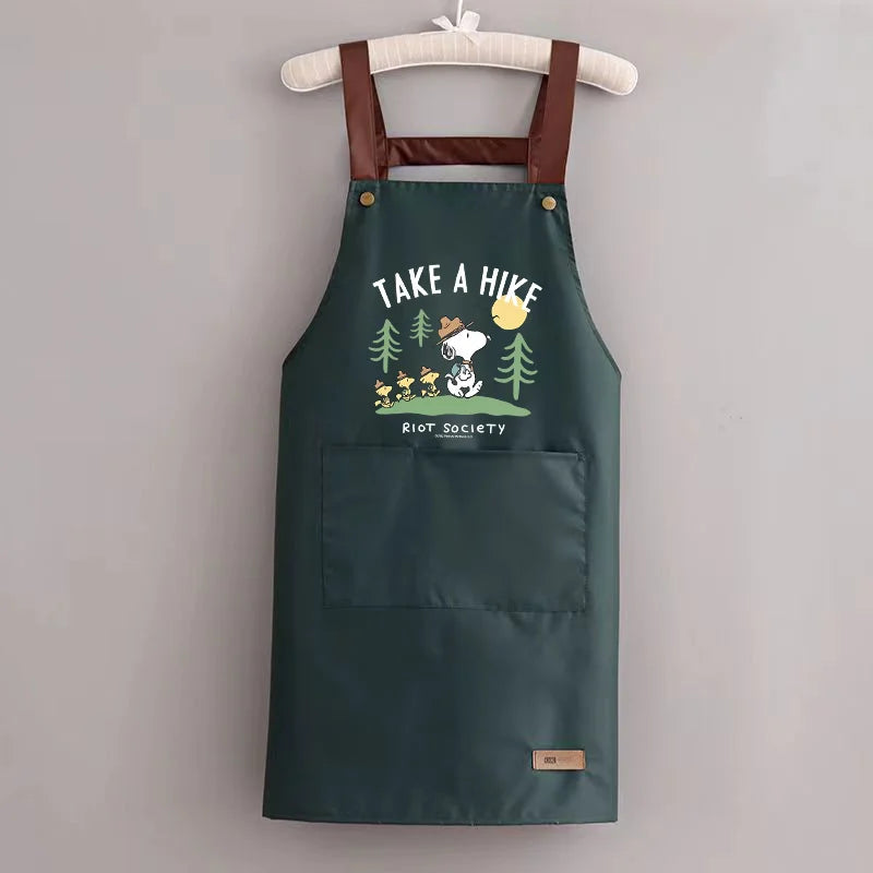 Snoopys Kitchen Apron Waterproof Ladies Men Home Apron Wipeable Oil Resistant Baking Barbecue Restaurant Cafe Aprons Kawaii Gift