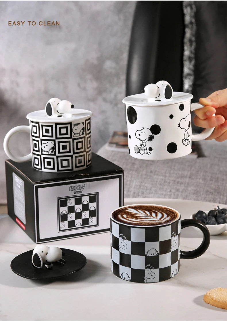 350Ml Black and White Mug With Lid Snoopy Cup