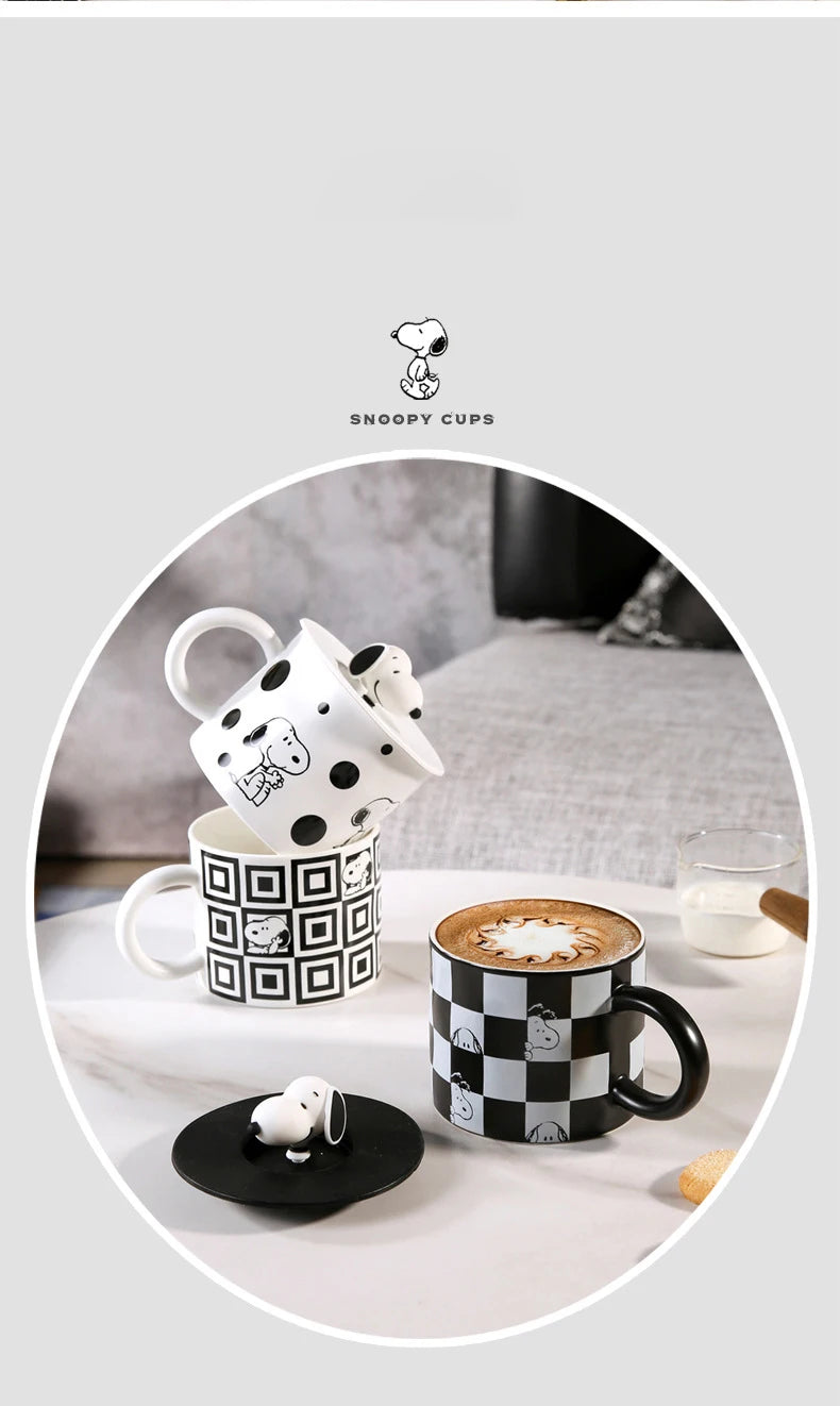 350Ml Black and White Mug With Lid Snoopy Cup