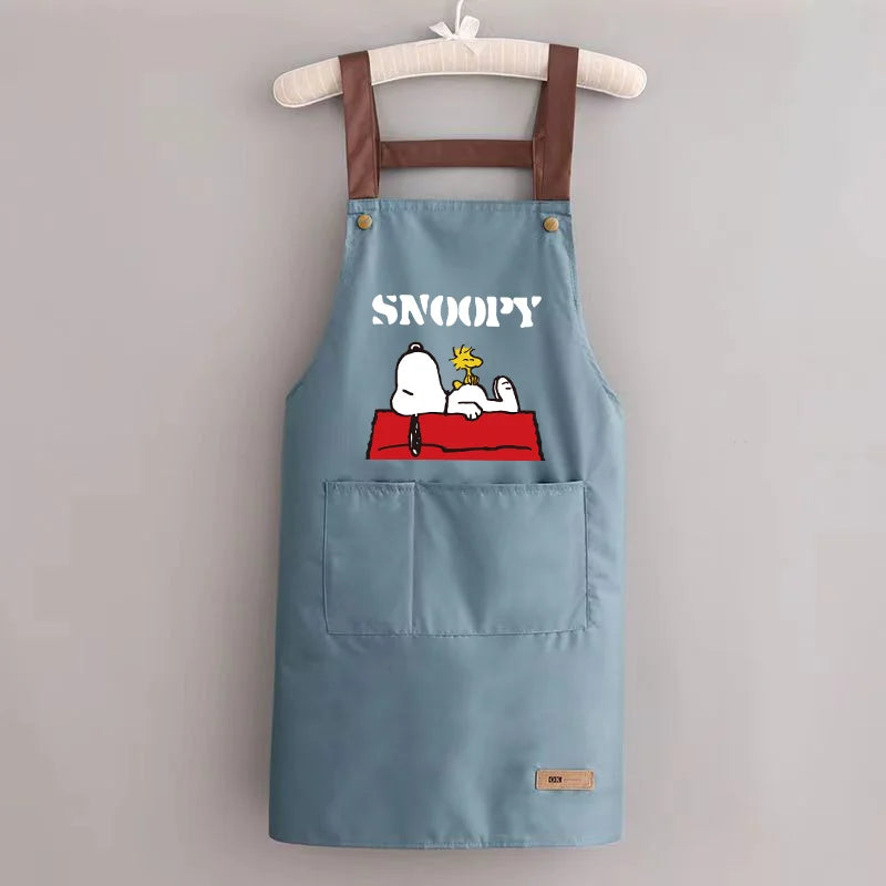 Snoopys Kitchen Apron Waterproof Ladies Men Home Apron Wipeable Oil Resistant Baking Barbecue Restaurant Cafe Aprons Kawaii Gift