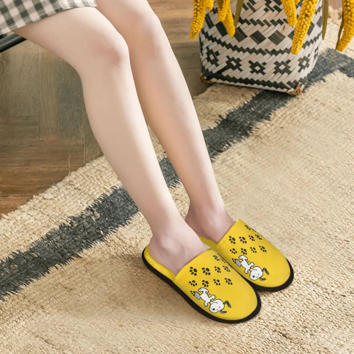 Memory Foam Dog Paw Print Slippers Women Snoopy Slippers