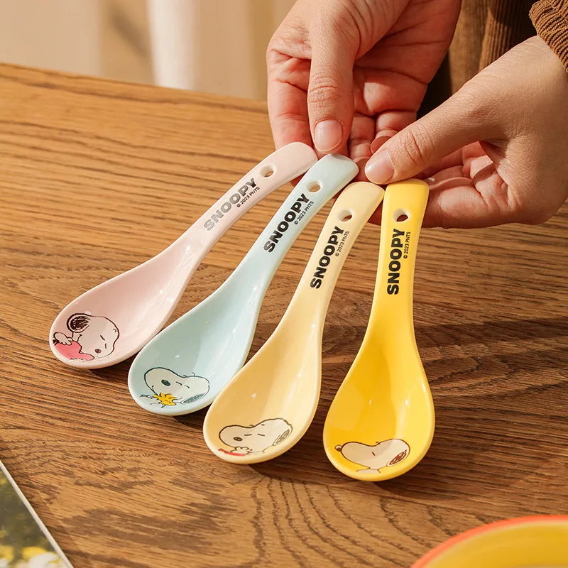 Snoopy Spoon Cartoon Ceramics Spoon Cute Child Snoopy Tableware Spoon Gift Girl Drink Porridge Spoon Hanging Hole Wholesale