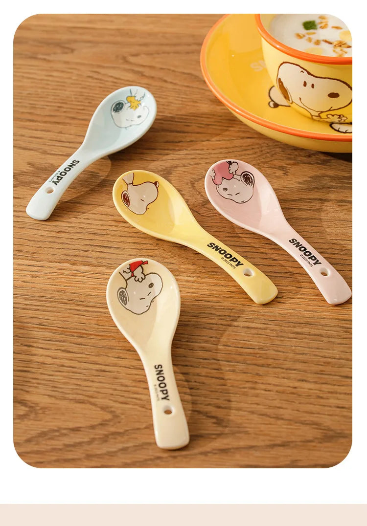 Snoopy Spoon Cartoon Ceramics Spoon Cute Child Snoopy Tableware Spoon Gift Girl Drink Porridge Spoon Hanging Hole Wholesale