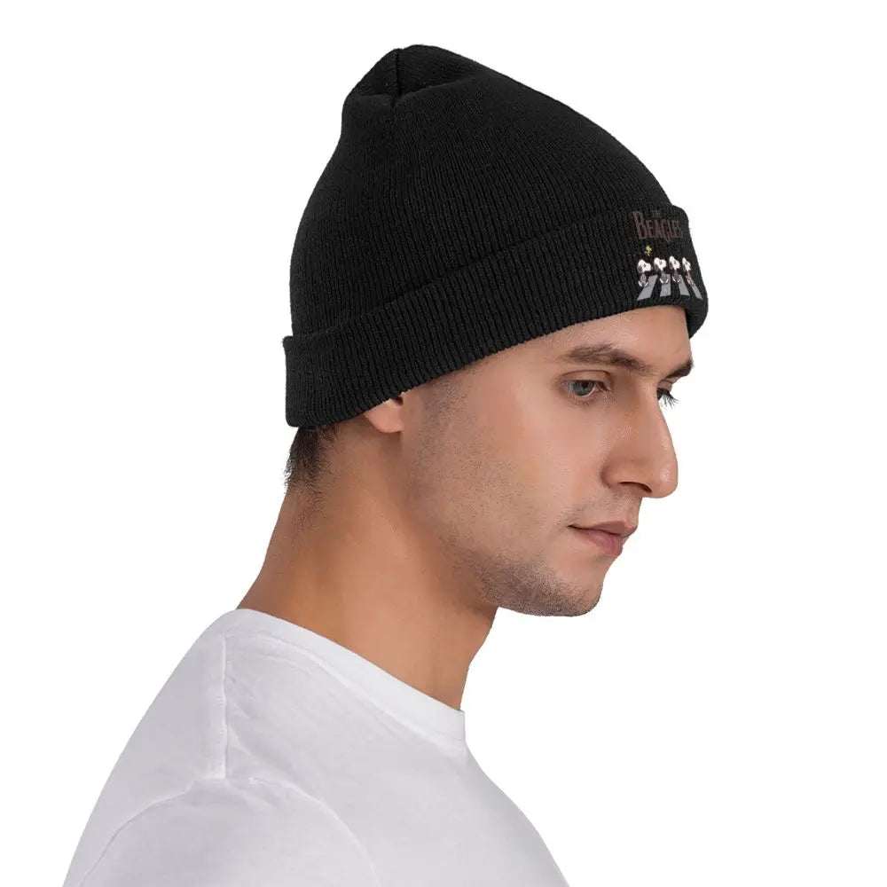 Peanuts Snoopy Beagles Black Snoopy Hat