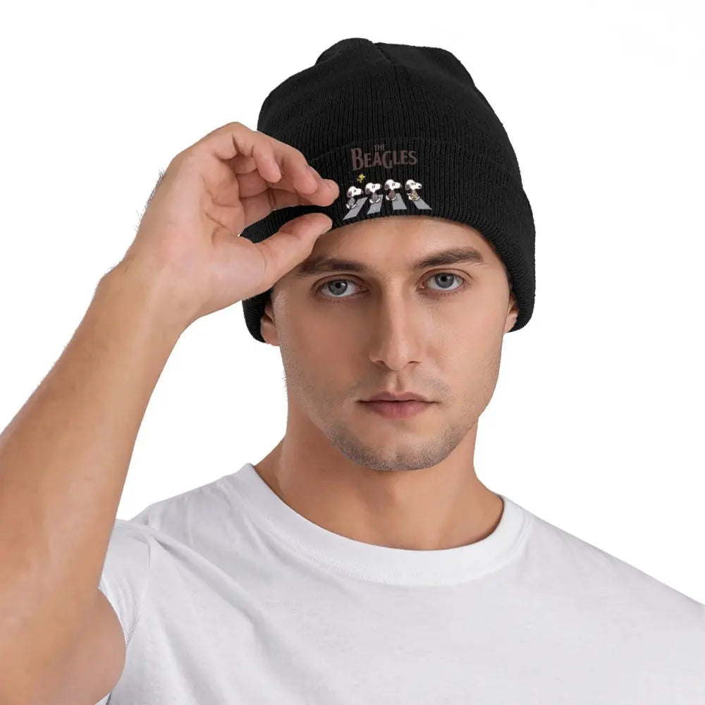 Peanuts Snoopy Beagles Black Snoopy Hat