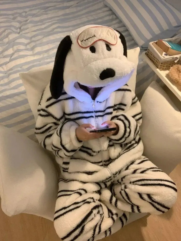 2025 New Snoopy Pajamas Halloween Flannel Fashion Kids Adult Hooded Pajamas Kawaii Woolen Anime Cartoon Casual Home Pants Autumn