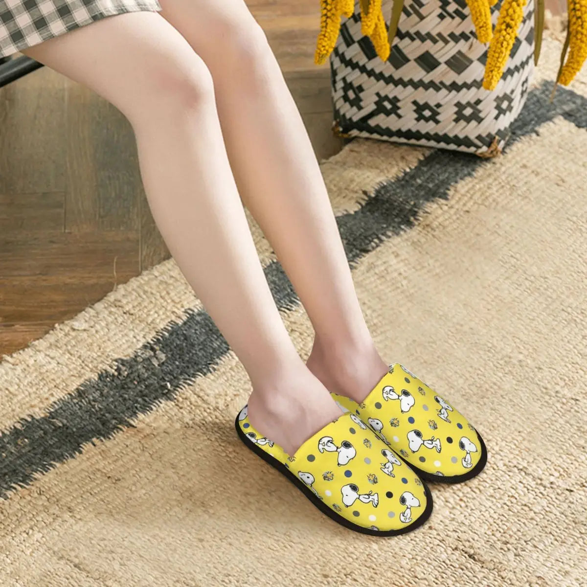 Anime Pattern Memory Foam Slippers Snoopy Slippers